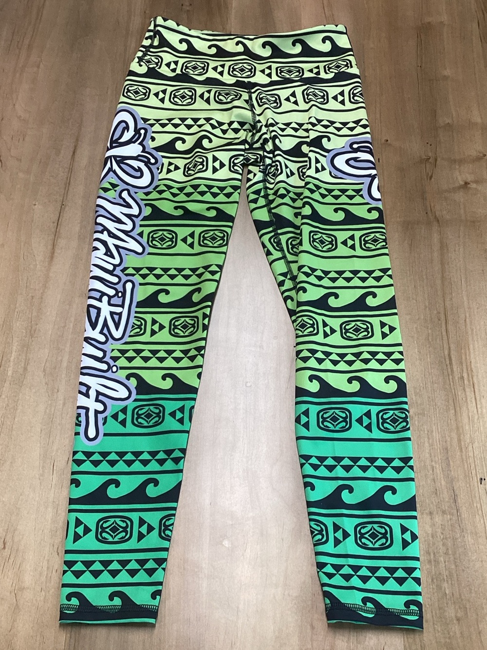 Women's Green Patterned Stretch Leggings